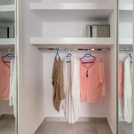 Niki Savvas Appartement Pollonia